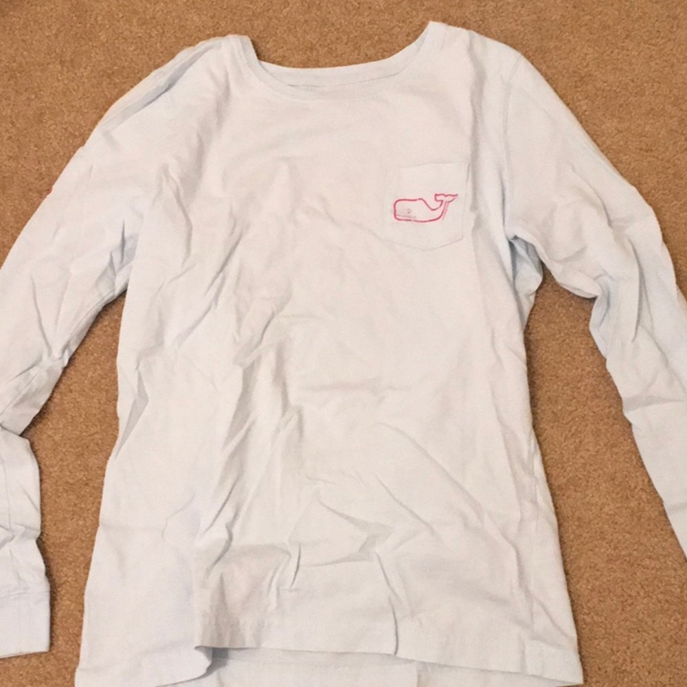 Vineyard Vines t-shirt
